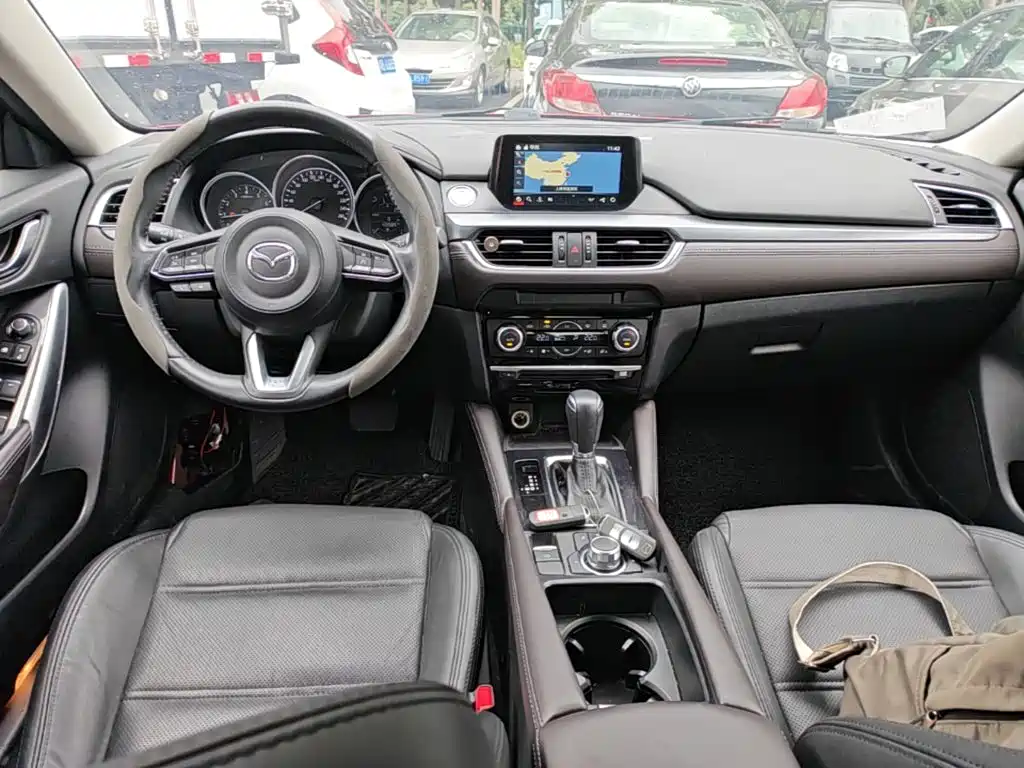 Mazda Atenza 2019 — фото 10