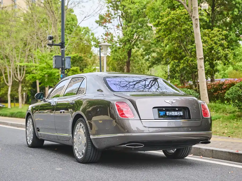 Bentley Mulsanne 2013 — фото 7