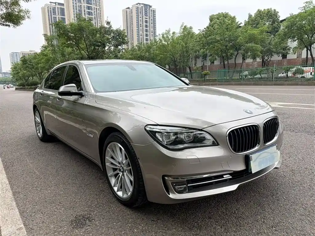 BMW 7 Series 2014 — фото 2