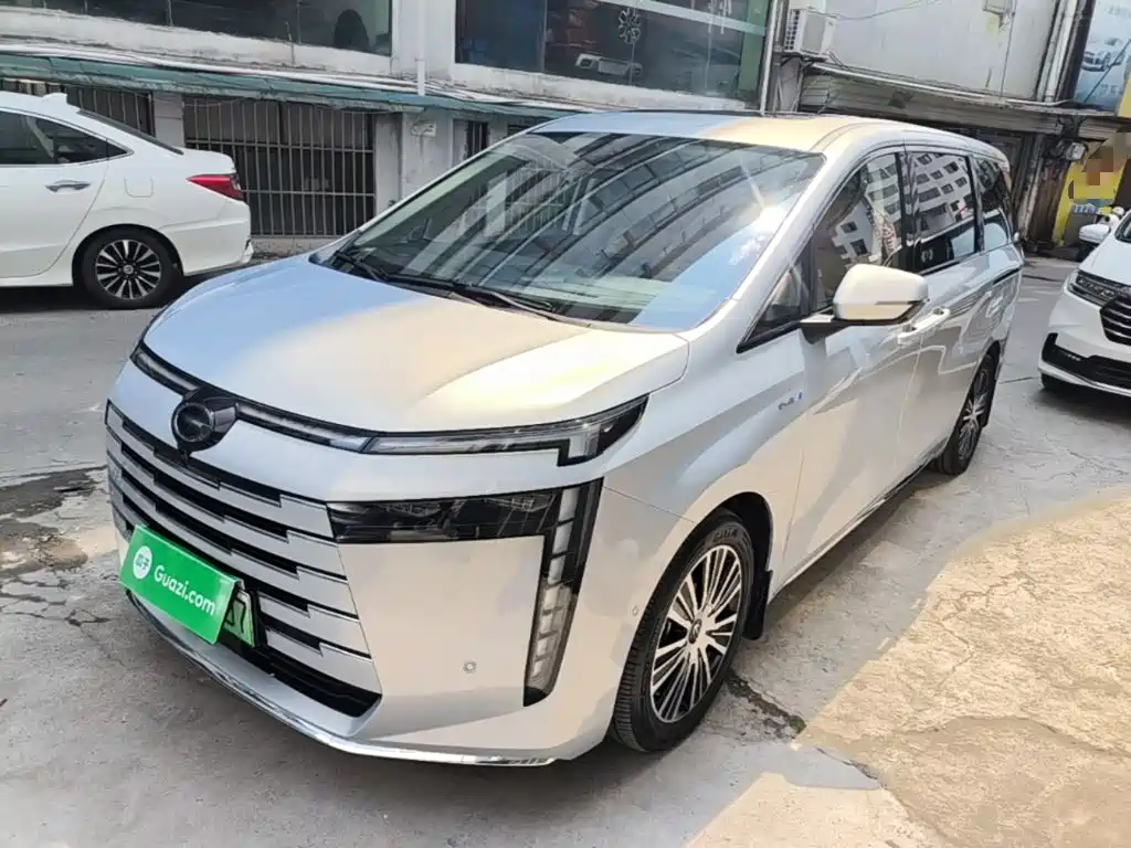 GAC Motor E8 PHEV 2025 — фото 2