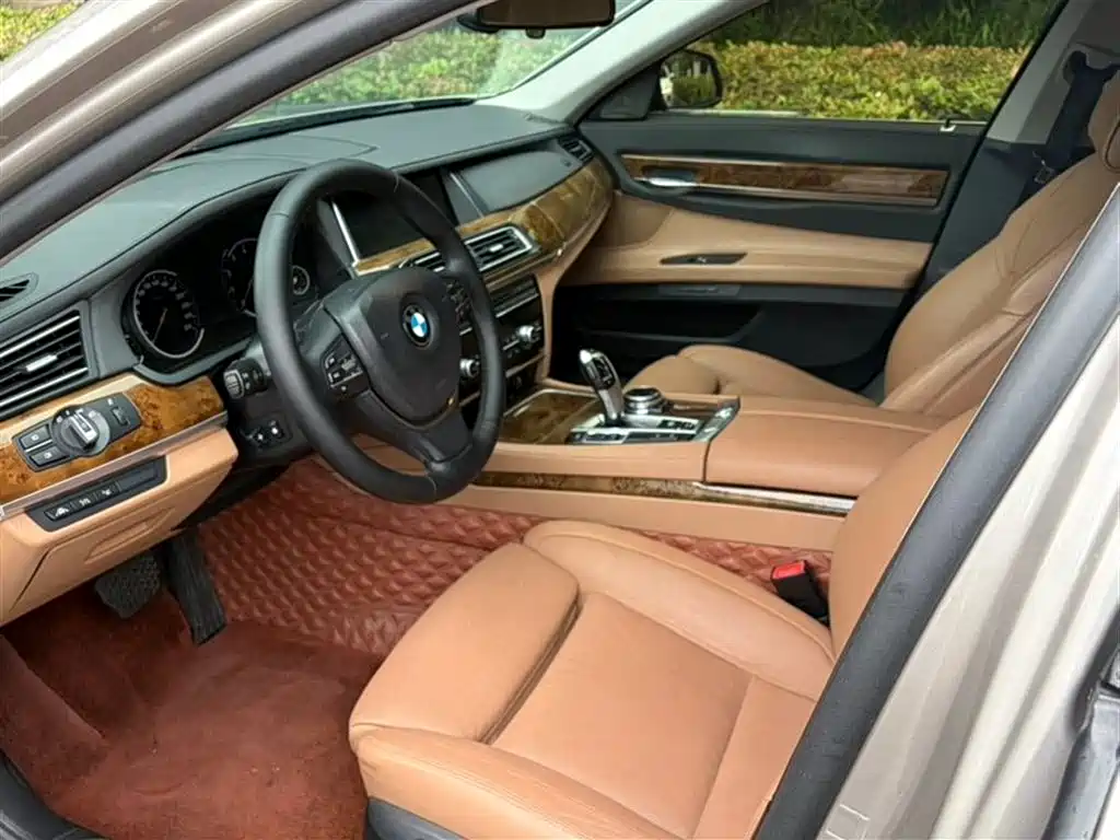 BMW 7 Series 2014 — фото 6
