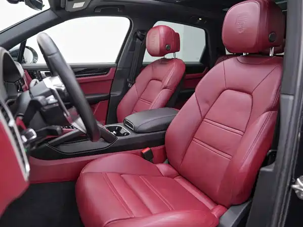 Porsche Cayenne 2022