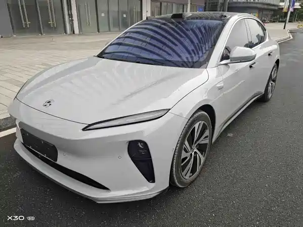 NIO ET5 2024