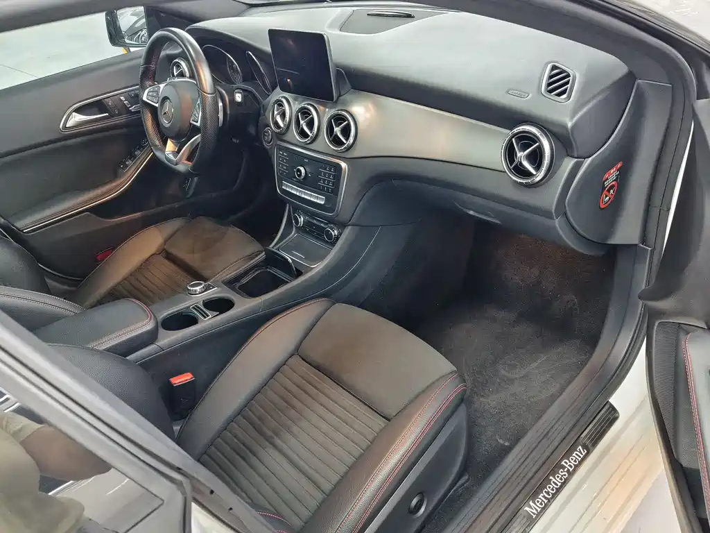 Mercedes-Benz CLA 2018 — фото 4