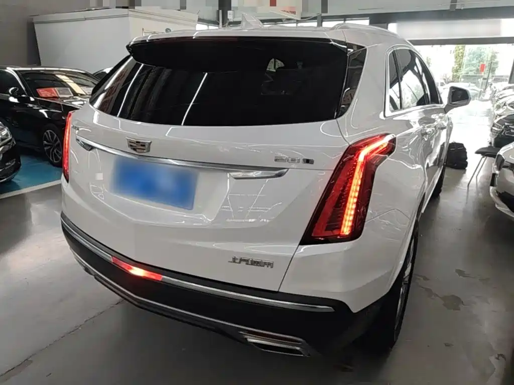 Cadillac XT5 2021 — фото 7