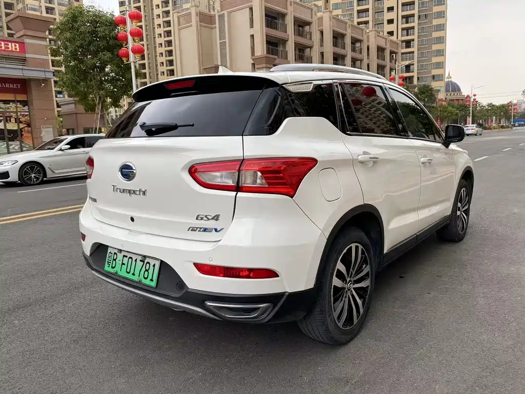 GAC Motor GS4 Hybrid 2017 — фото 4