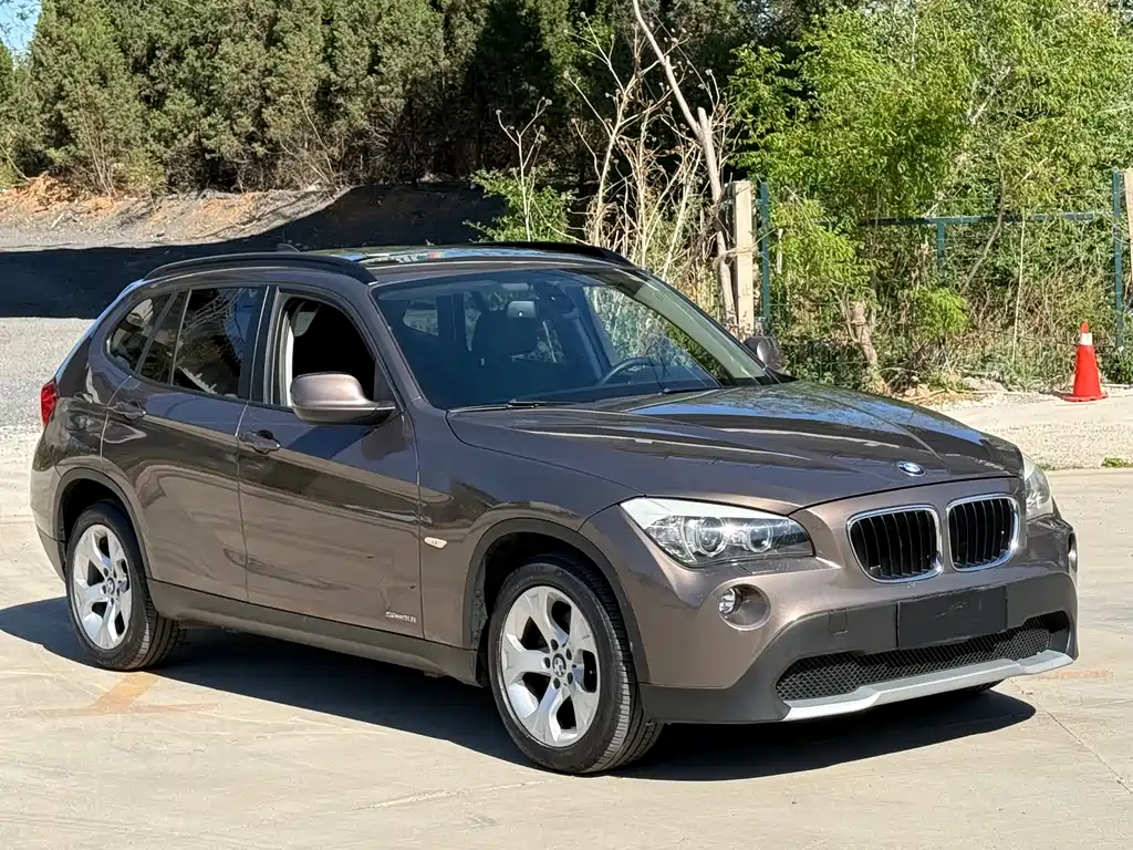 BMW X1 2012 — фото 3