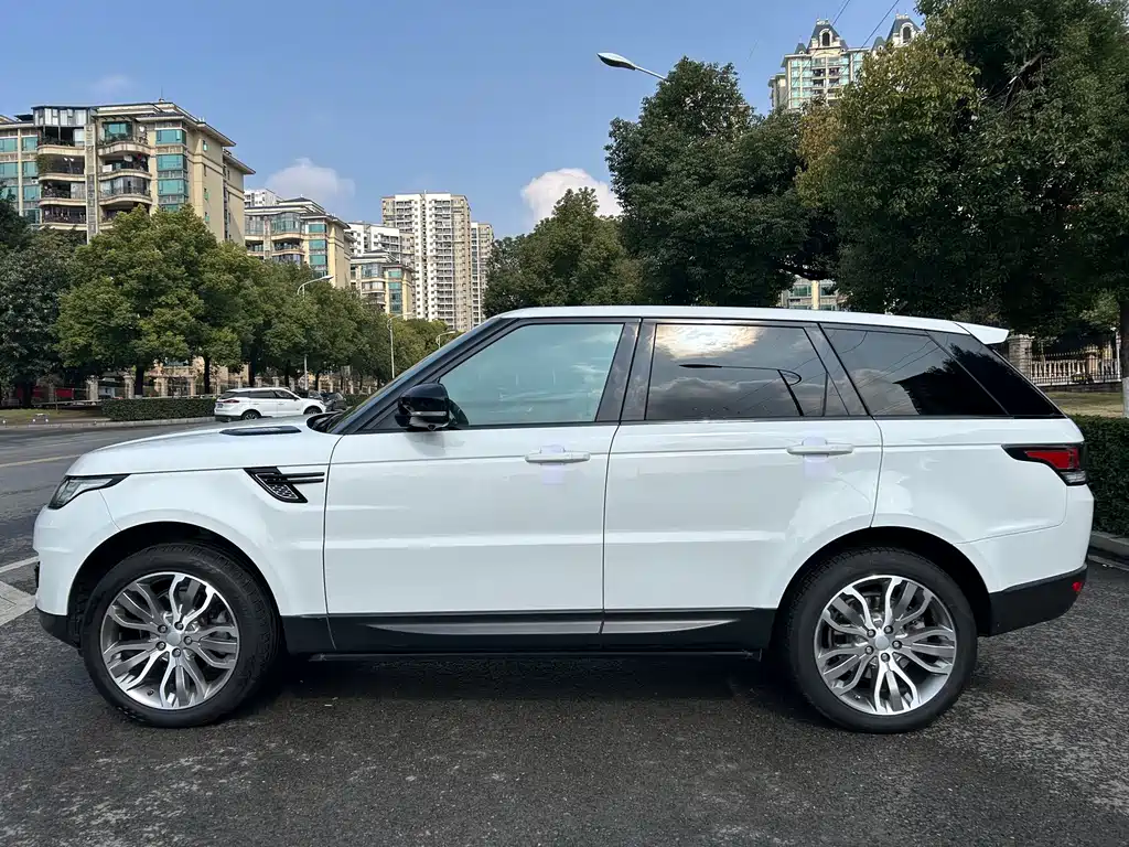 Land Rover Range Rover Sport 2016 — фото 4