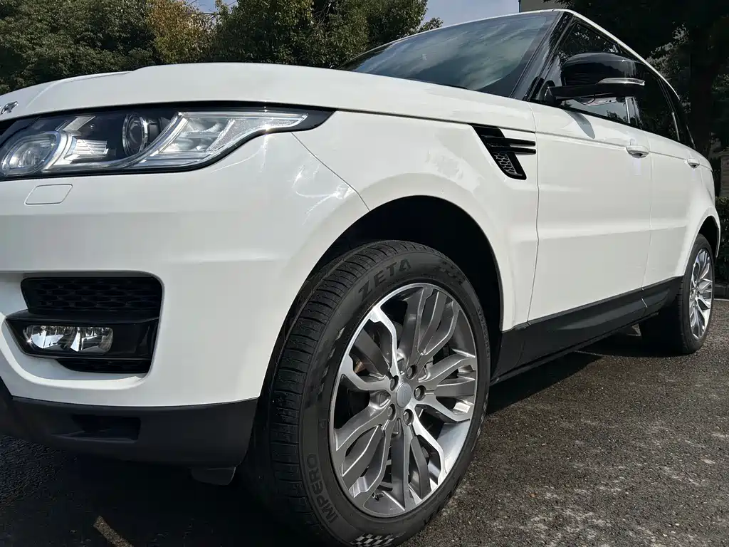 Land Rover Range Rover Sport 2016 — фото 9