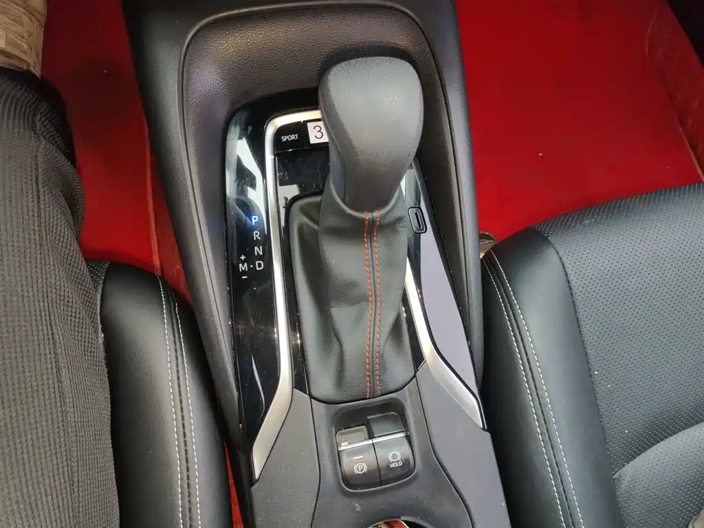 Toyota Corolla 2023 — фото 14