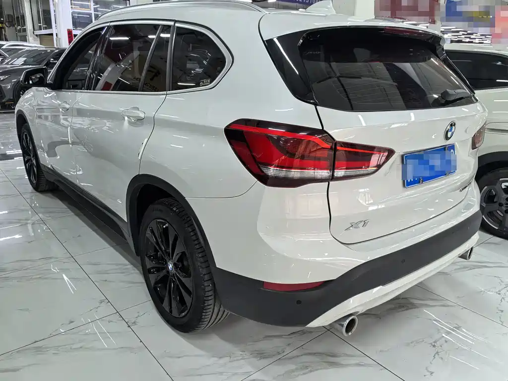 BMW X1 2020 — фото 4