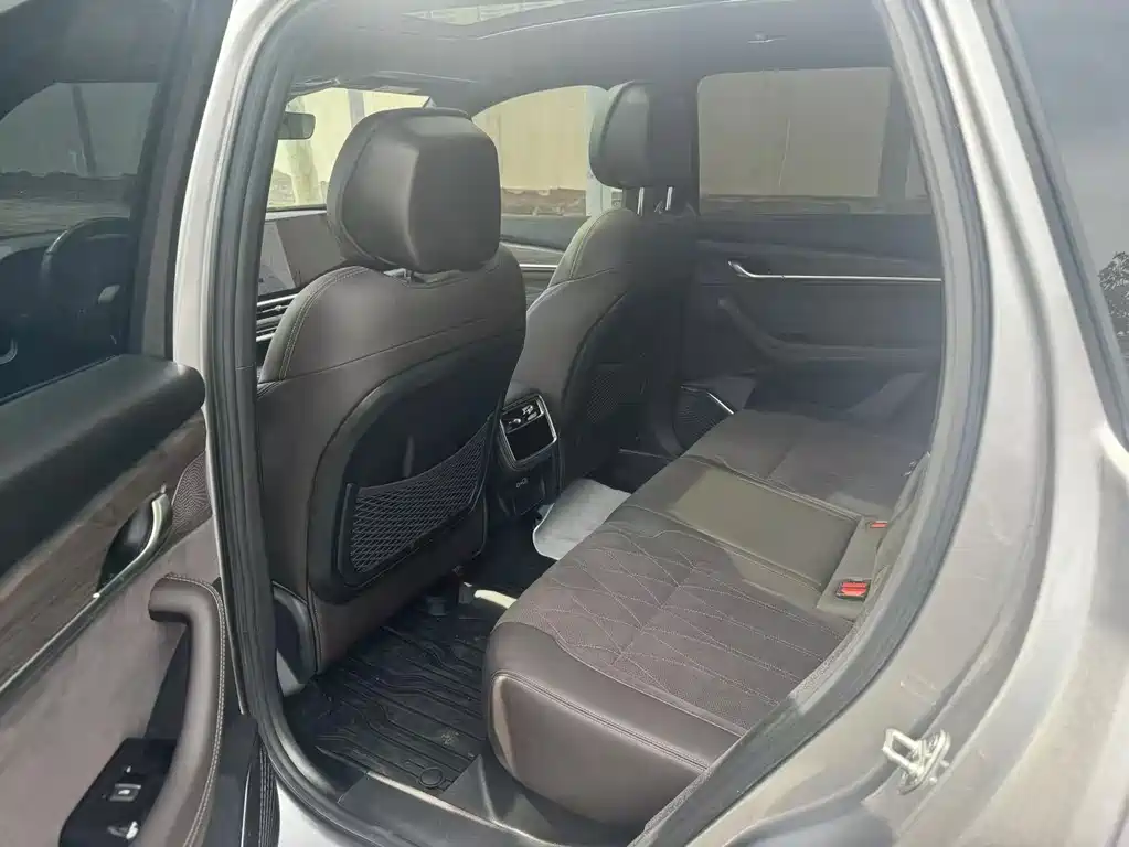 Geely Xingyue L 2026 — фото 5