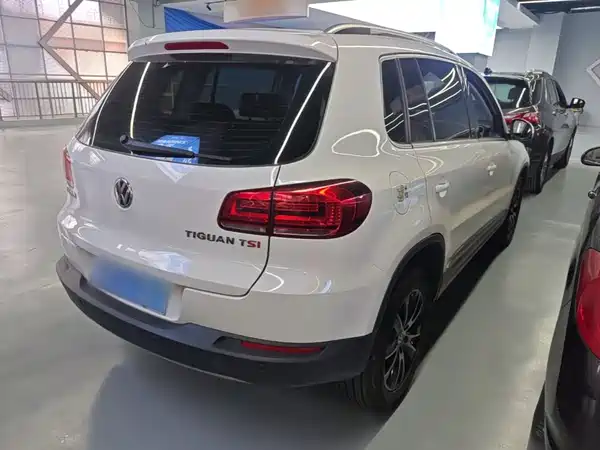 Volkswagen Tiguan 2016