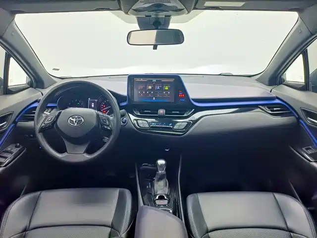 Toyota C-HR 2021 — фото 5