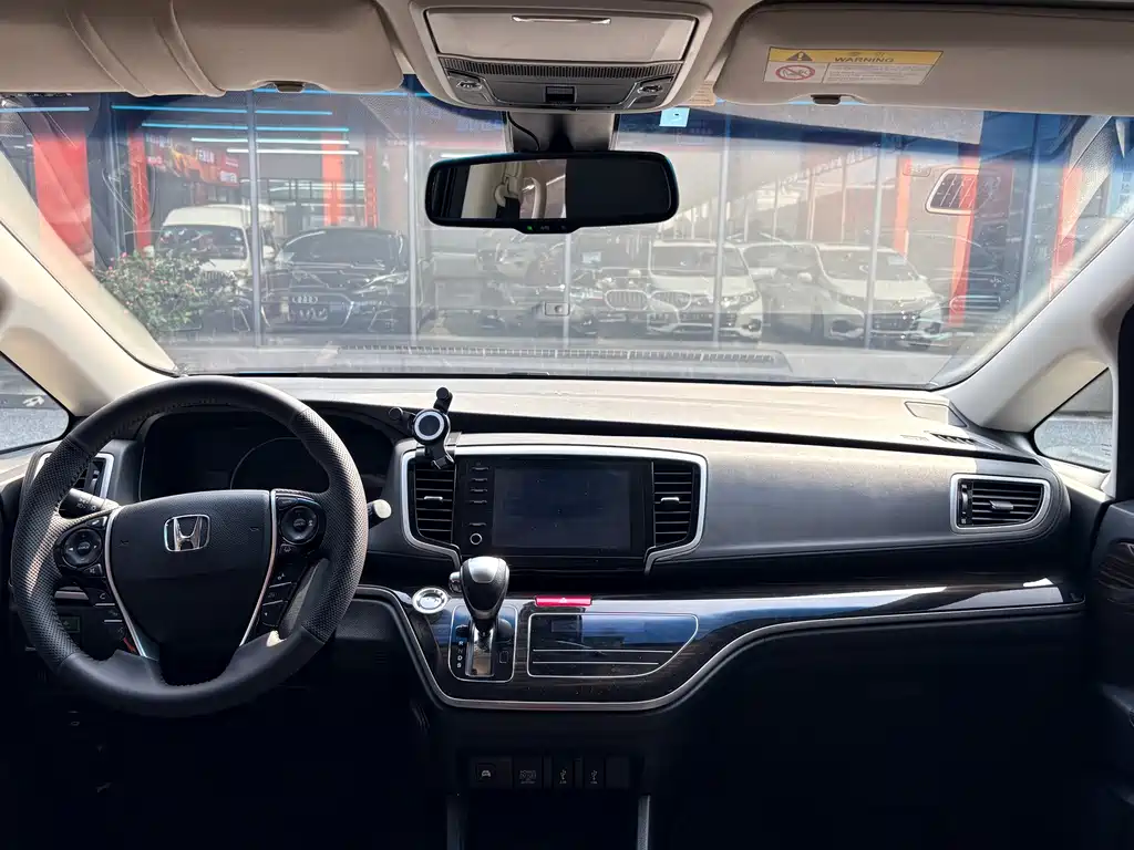 Honda Odyssey 2020 — фото 13