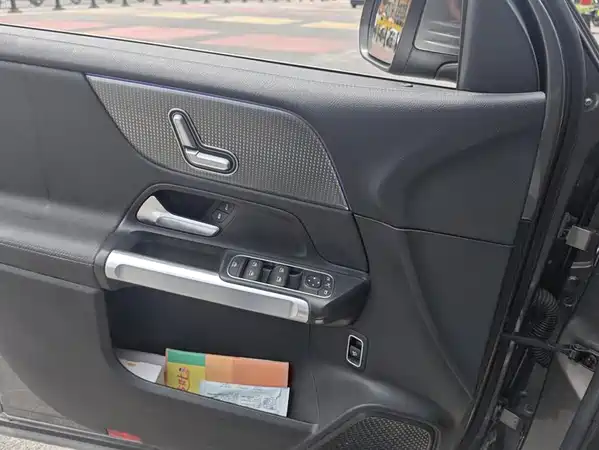 Mercedes-Benz GLB 2020