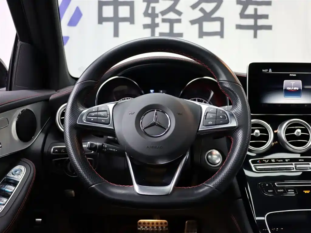 Mercedes-Benz GLC AMG 2019 — фото 11