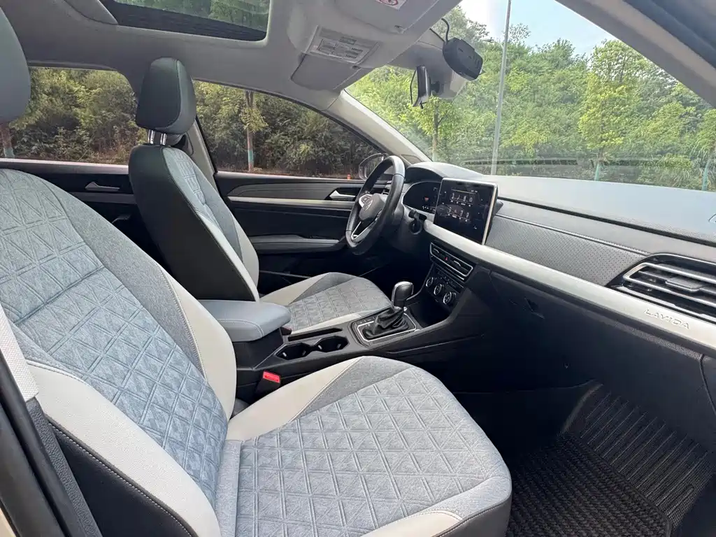 Volkswagen Lavida 2023