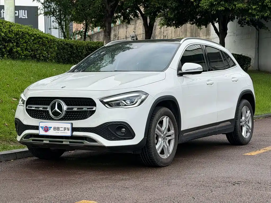 Mercedes-Benz GLA 2023 — фото 1