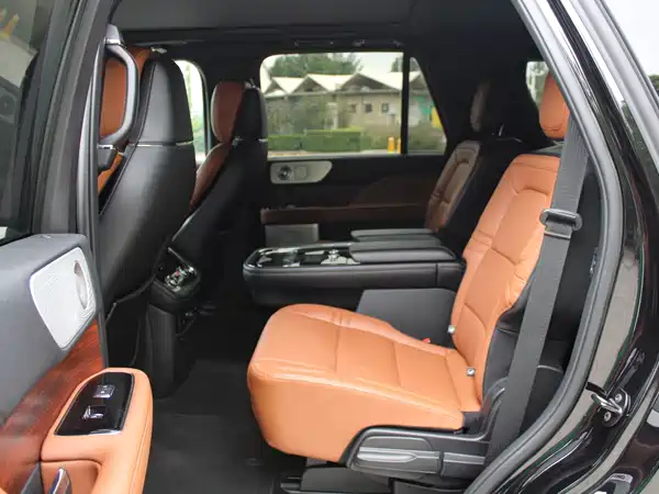 Lincoln Navigator 2021