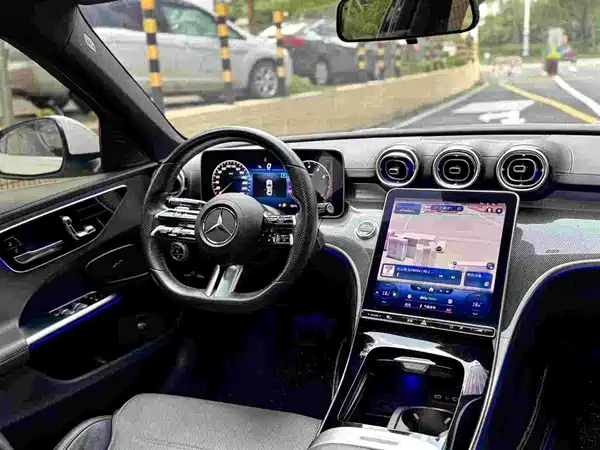 Mercedes-Benz C-Class 2022