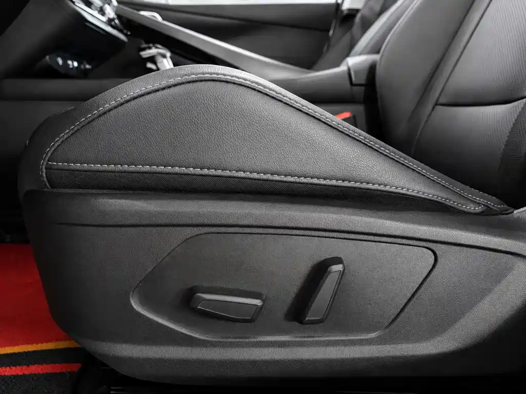 Hyundai Elantra 2023 — фото 19