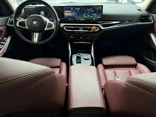 BMW i3 2024
