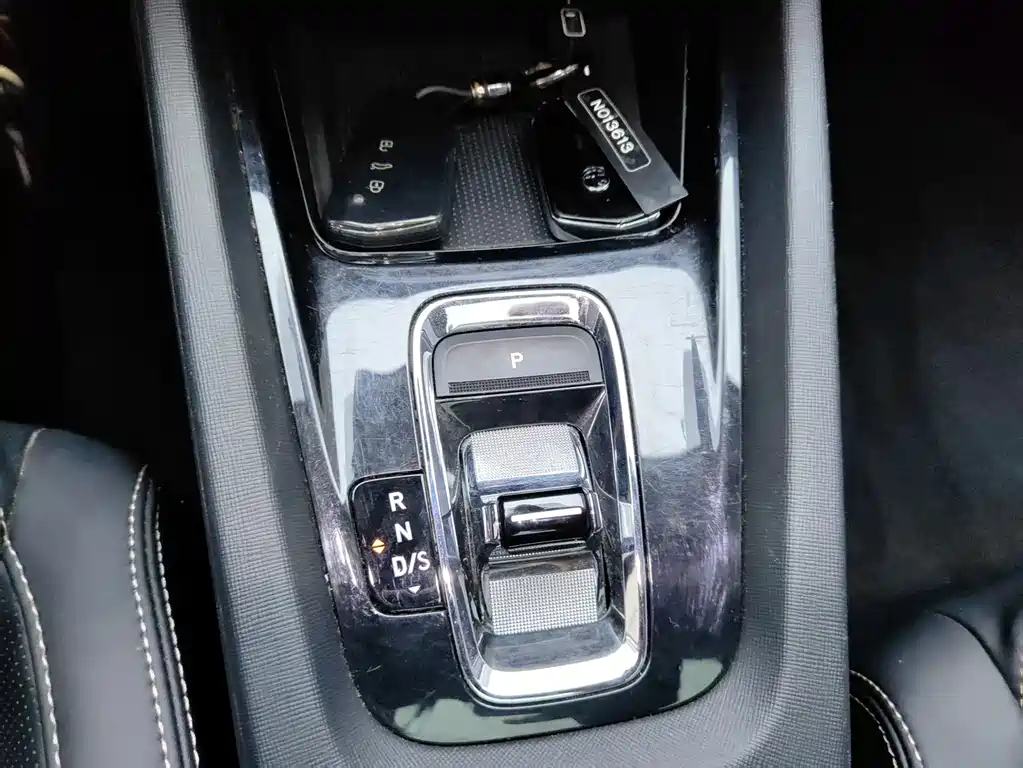 Skoda Octavia 2023 — фото 14
