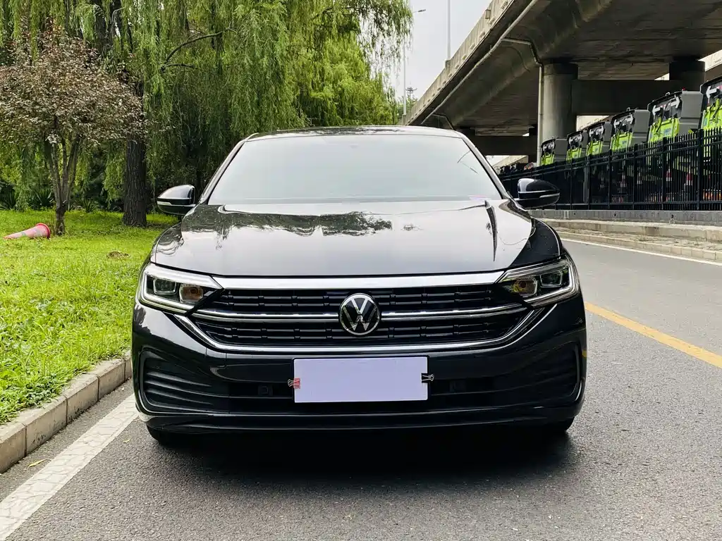 Volkswagen Sagitar 2026