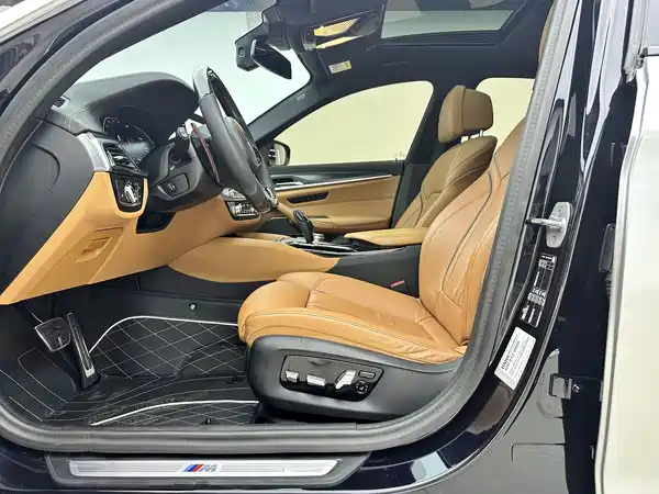 BMW 5 Series 2022