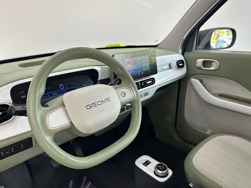 Geely Galaxy Panda 2025 — фото 14