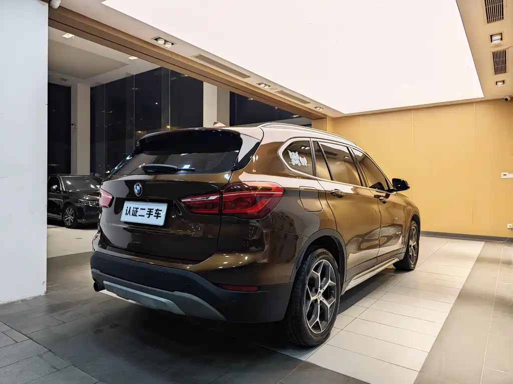 BMW X1 2017 — фото 30