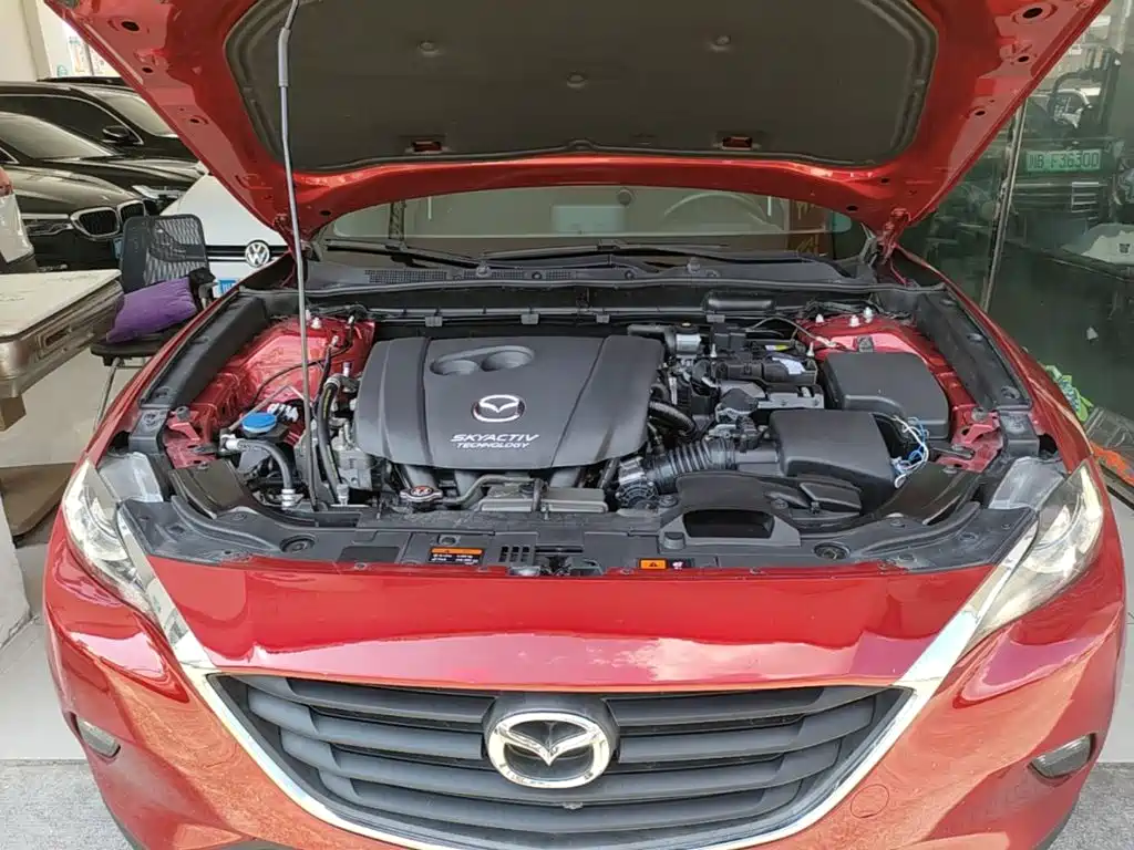 Mazda CX-4 2017 — фото 20