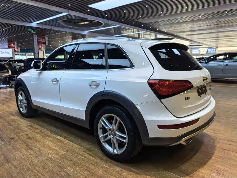 Audi Q5 2018 — фото 20