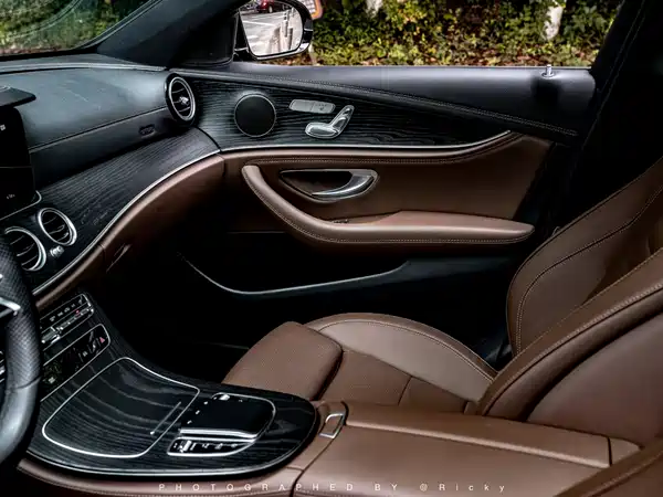 Mercedes-Benz E-Class 2022