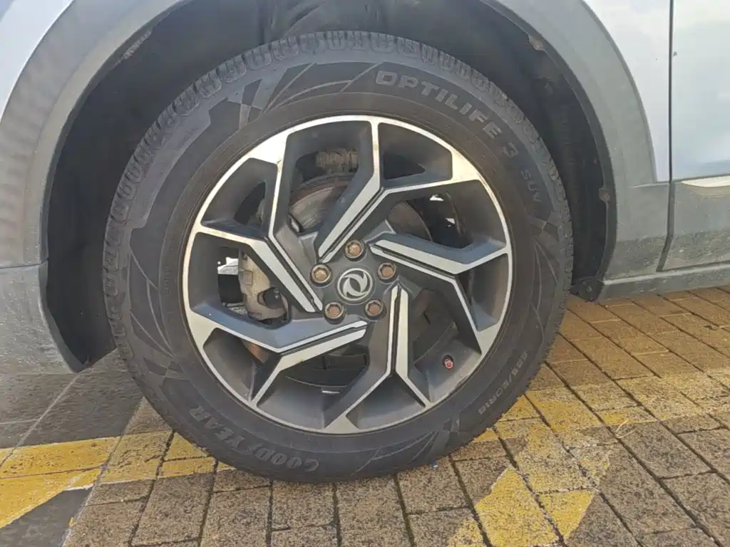 Dongfeng Fengshen AX7 2019 — фото 23