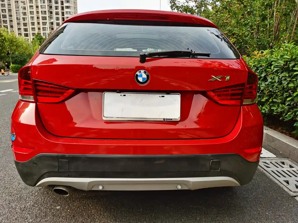 BMW X1 2013 — фото 11