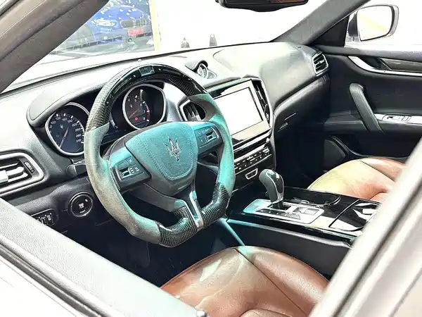 Maserati Ghibli 2016