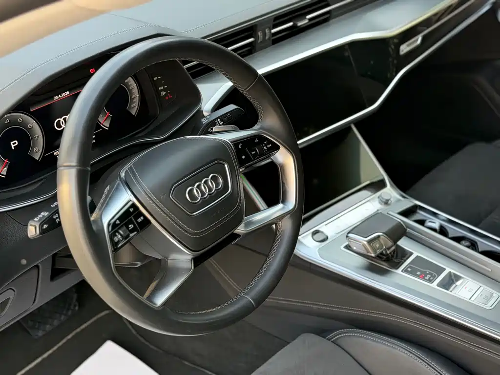 Audi A7L 2024 — фото 6
