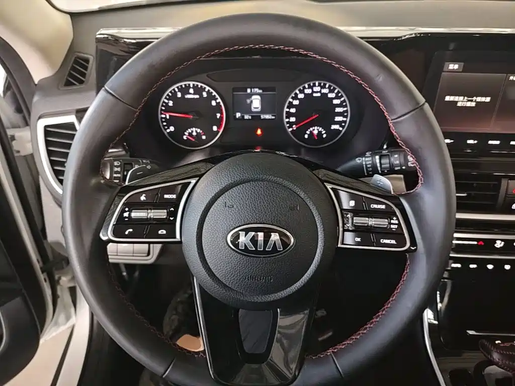 Kia KX3 2021 — фото 11