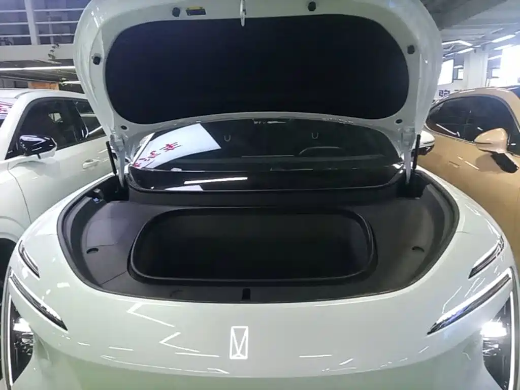 Avatr 07 2025 — фото 20