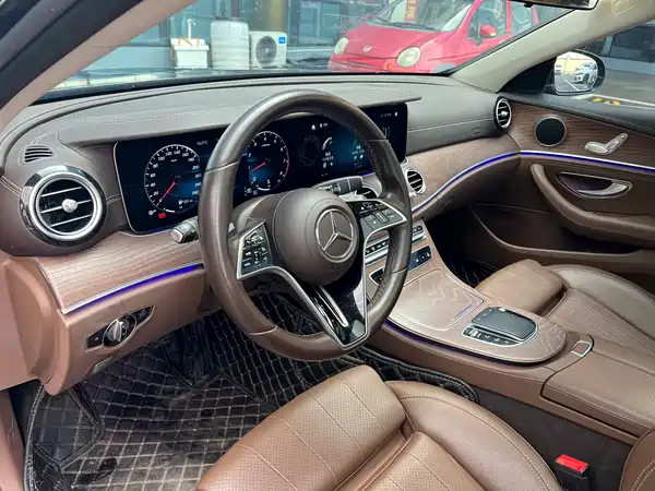 Mercedes-Benz E-Class 2021