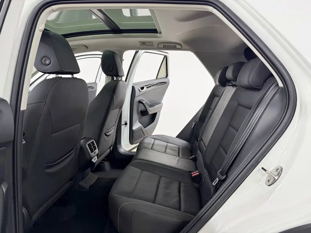 Volkswagen T-Roc 2022 — фото 10