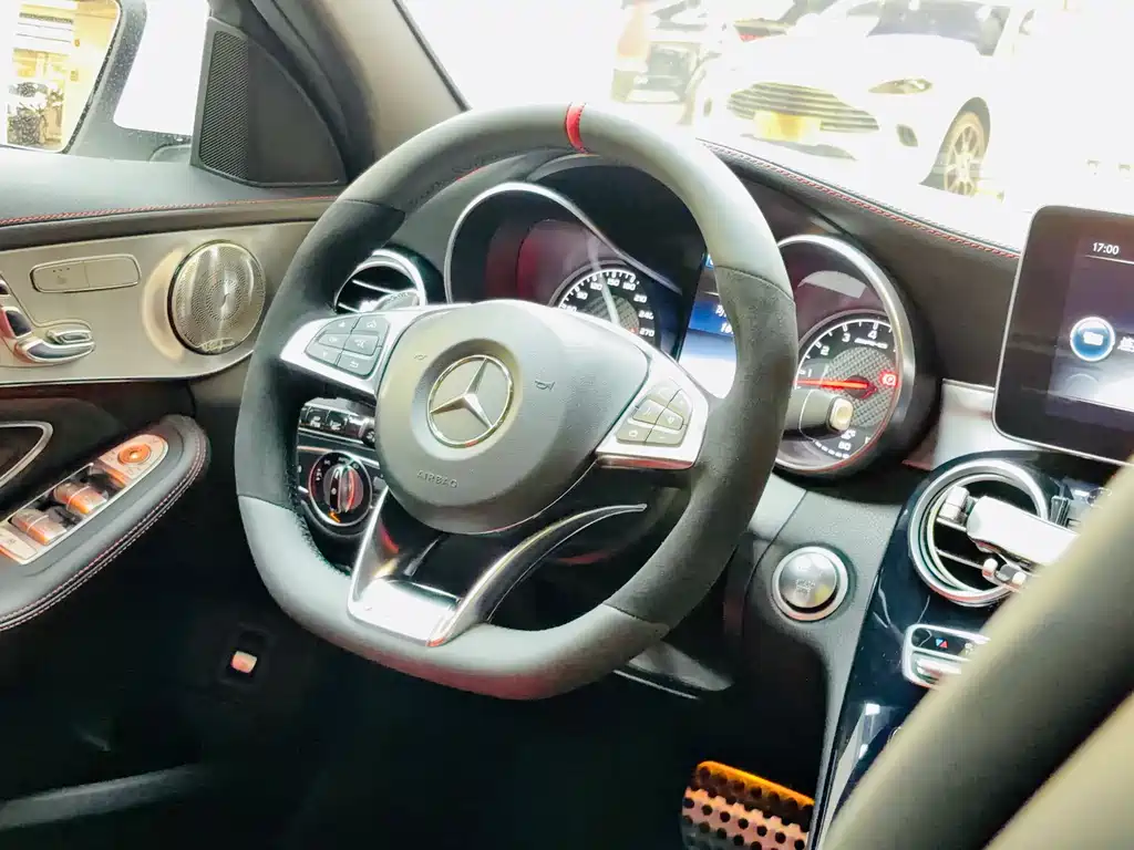 Mercedes-Benz C-Class AMG 2017 — фото 19