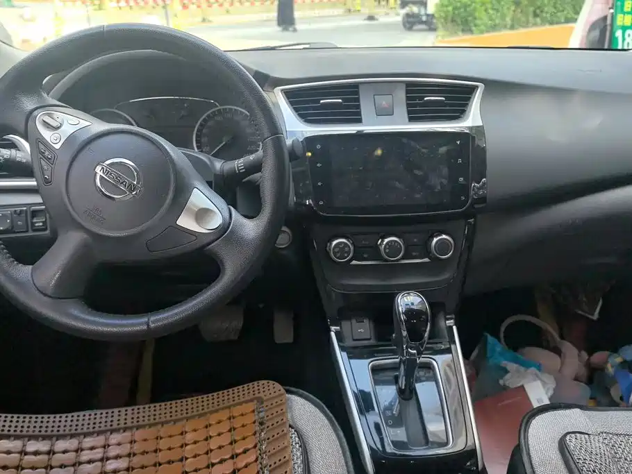 Nissan Sylphy 2018 — фото 12