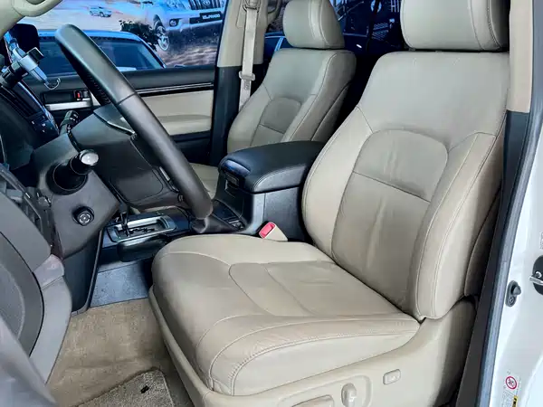 Toyota Land Cruiser 2008