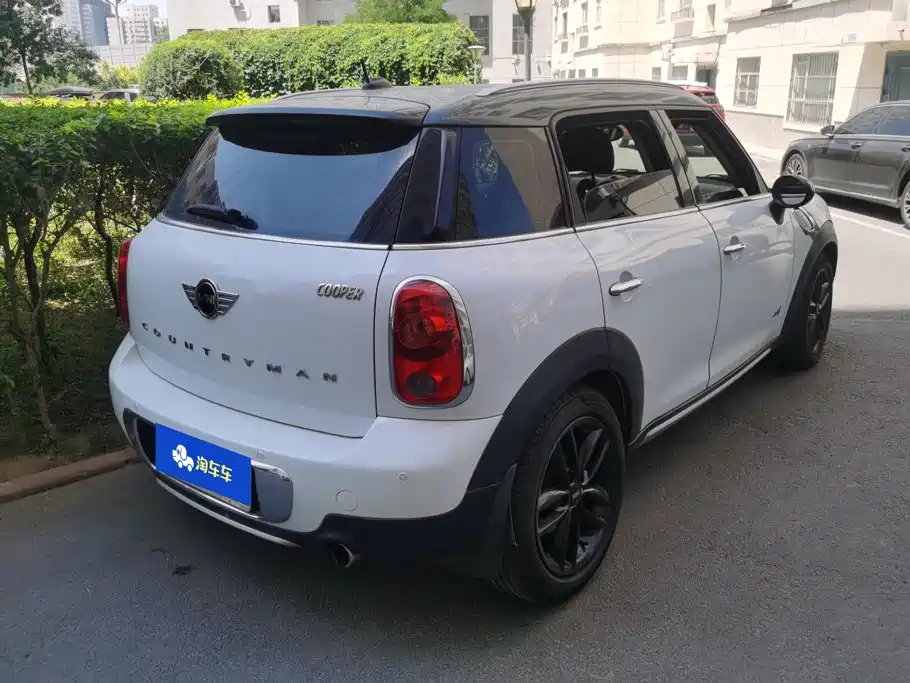 MINI Countryman 2015
