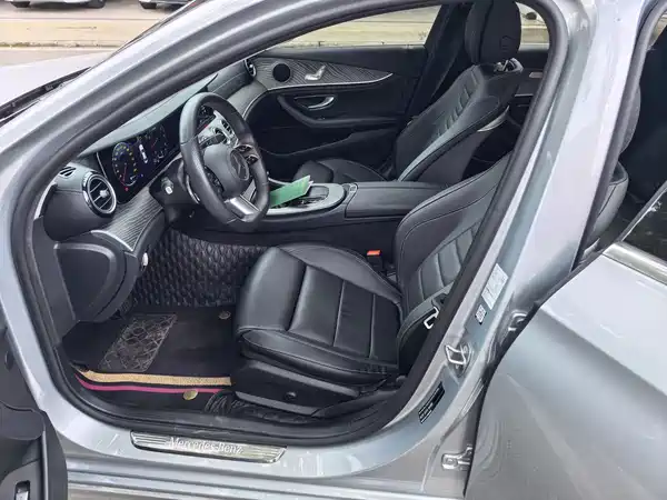 Mercedes-Benz E-Class 2022
