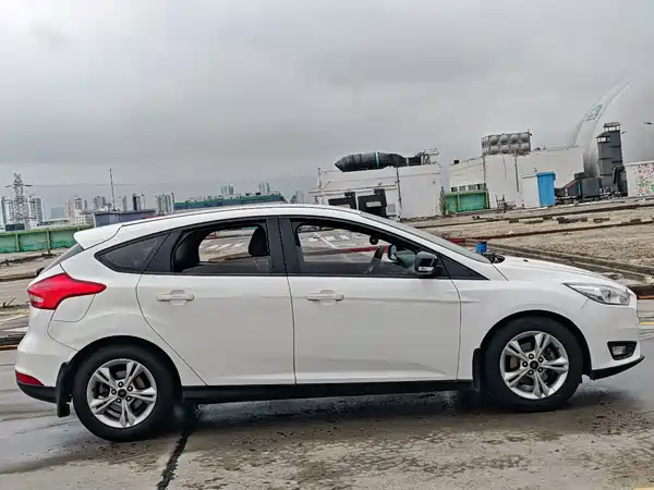 Ford Focus 2015