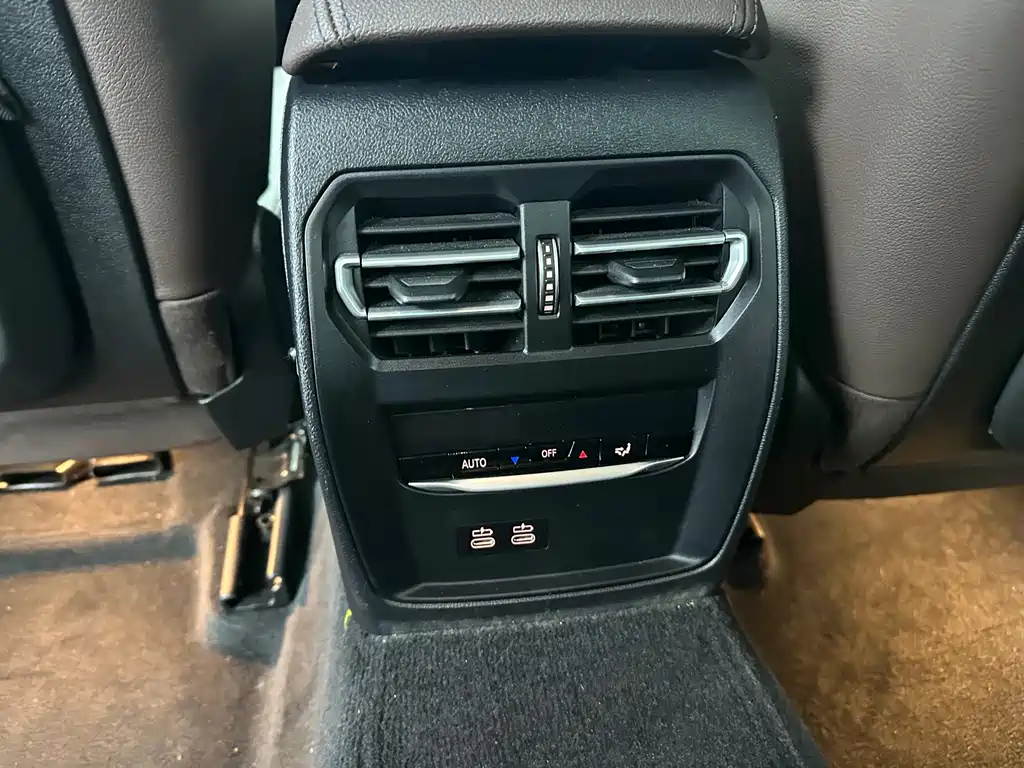 BMW 3 Series 2021 — фото 14